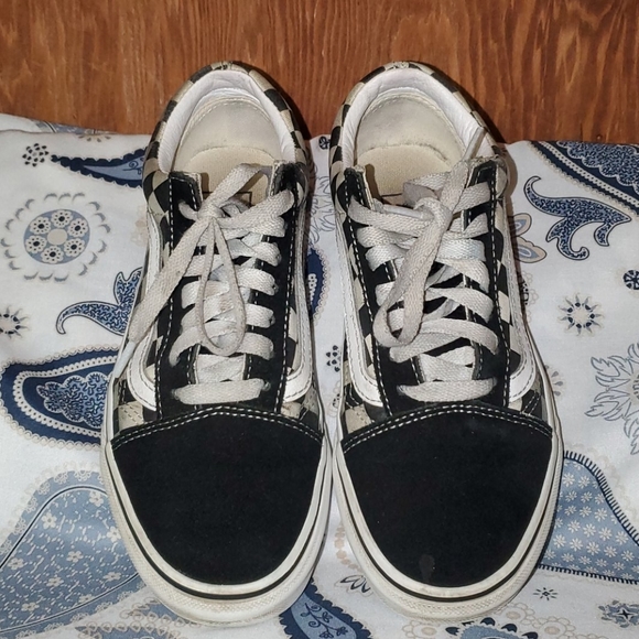 VANS - Picture 5 of 8